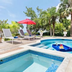 Little Waters on The Cliff 4 BR