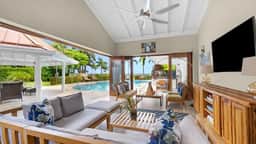 Luxury Beachfront 6BR Villa with Pool and Staff - Image 2
