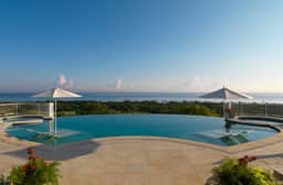 Expansive 6BR Estate | Panoramic Sea Views, Pool & Resort Access - Image 3