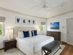 Bachelor Hall - Image 4