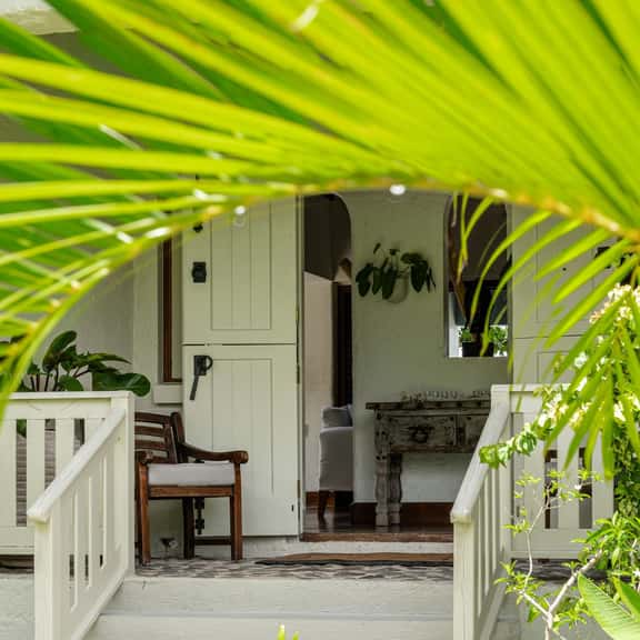 Luxury 5BR Oceanfront Villa in Ocho Rios - Image 1