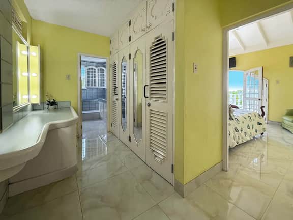 Negril Beach Villa
