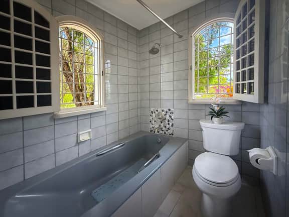 Negril Beach Villa - Image 5
