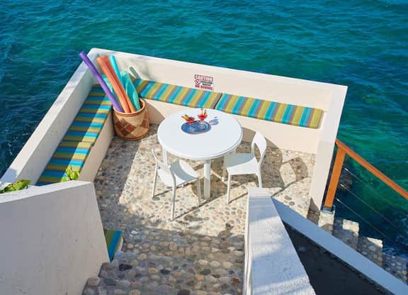 Tropical-Inspired 5BR Modern Seafront Villa | Infinity Pool & Direct Sea Access - Image 5