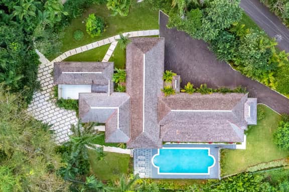 Secluded 3BR Garden Villa | Pool & Ocean Views - Image 5