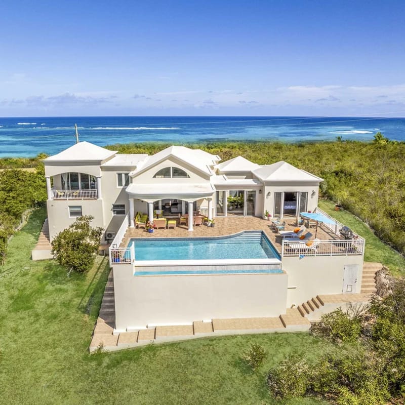 Villa Okeanos